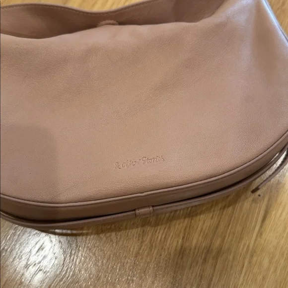 & Other Stories Tan Leather Shoulder Bag - Picture 4 of 8